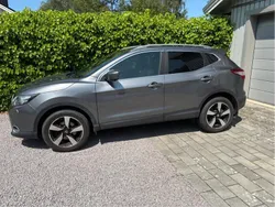 Grå Begagnad 2017 Nissan Qashqai N-Vision SUV | 172 000 kr (Superpris)