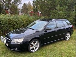 Svart Begagnad 2006 Subaru Legacy Kombi | 25 000 kr (Bra pris)