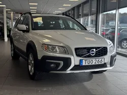 Vit Begagnad 2015 Volvo XC70 SUV | 159 900 kr (Marknadspris)