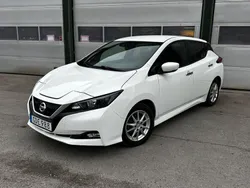 Vit Begagnad 2018 Nissan Leaf Halvkombi | 135 800 kr (Marknadspris)