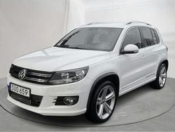 Vit Begagnad 2015 VW Tiguan SUV | 100 500 kr (Marknadspris)