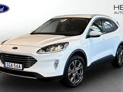 Vit (white) Begagnad 2022 Ford Kuga Titanium SUV | 249 900 kr (Bra pris)