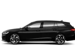 Svart Ny 2025 Skoda Superb SportLine Kombi | 590 200 kr