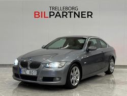 Grå Begagnad 2008 BMW 325 Comfort Edition Sportkupé | 109 900 kr (Marknadspris)