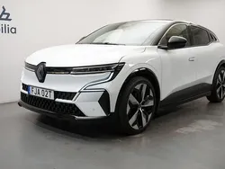 Vit Begagnad 2022 Renault Mégane Techno Halvkombi | 299 900 kr (Marknadspris)