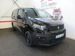 Svart Begagnad 2022 Peugeot Partner Van | 159 000 kr (Marknadspris)