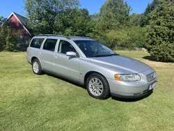 Grå Begagnad 2006 Volvo V70 Kombi | 20 000 kr (Marknadspris)