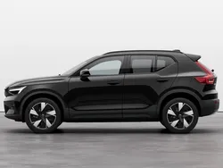 Svart Begagnad 2023 Volvo XC40 Single Motor Extended Range SUV | 675 200 kr