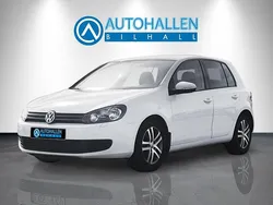 Vit Begagnad 2011 VW Golf VI Halvkombi | 67 898 kr (Marknadspris)