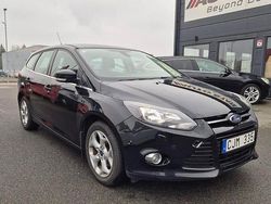 Svart Begagnad 2013 Ford Focus Titanium Kombi | 59 900 kr (Marknadspris)