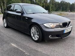 Grå Begagnad 2007 BMW 120 Advantage Halvkombi | 42 000 kr (Bra pris)