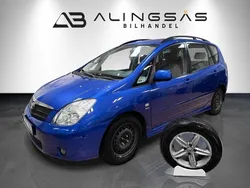 Blå Begagnad 2001 Toyota Corolla Verso Minibuss | 34 900 kr