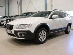Vit Begagnad 2016 Volvo XC70 Momentum Kombi | 179 800 kr (Marknadspris)