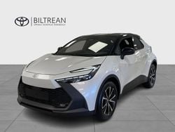 Vit Ny 2024 Toyota C-HR Style SUV | 439 900 kr (Marknadspris)