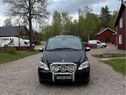 Svart Begagnad 2014 Mercedes Viano Minibuss | 145 000 kr (Superpris)