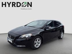 Svart Begagnad 2012 Volvo V40 Kinetic Halvkombi | 79 000 kr (Marknadspris)