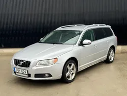 Ljusgrå (grå) Begagnad 2010 Volvo V70 Summum Kombi | 54 900 kr (Marknadspris)
