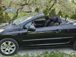 Svart Begagnad 2007 Peugeot 207 CC Cab | 45 000 kr (Marknadspris)