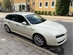 Vit Begagnad 2008 Alfa Romeo 159 Ti Kombi | 53 000 kr