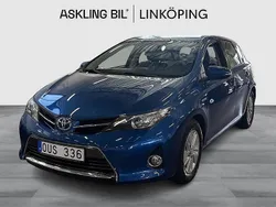 Blå Begagnad 2013 Toyota Auris Hybrid Active Halvkombi | 159 000 kr (Marknadspris)