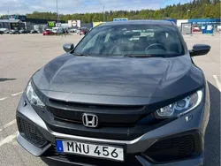 Grå Begagnad 2017 Honda Civic Comfort Halvkombi | 135 000 kr (Bra pris)