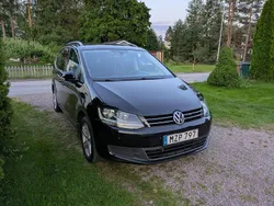 Svart Begagnad 2013 VW Sharan Minibuss | 105 000 kr (Bra pris)