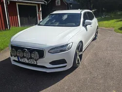 Vit Begagnad 2018 Volvo V90 Kombi | 160 000 kr (Marknadspris)