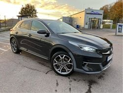 Svart Begagnad 2021 Kia XCeed SUV | 230 000 kr (Marknadspris)