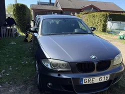 Grå Begagnad 2008 BMW 120 Advantage Halvkombi | 52 000 kr (Marknadspris)