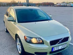 Grön Begagnad 2009 Volvo S40 Sedan | 34 000 kr (Marknadspris)