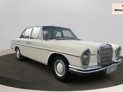 Vit Begagnad 1966 Mercedes W108 Sedan | 125 000 kr
