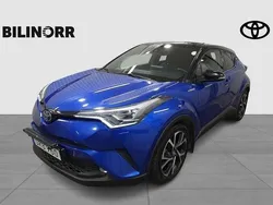 Blå Begagnad 2017 Toyota C-HR Style SUV | 189 900 kr (Marknadspris)