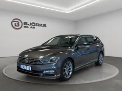 Mörkgrå Begagnad 2017 VW Passat R-line Kombi | 199 500 kr (Marknadspris)