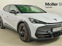 White silver metallic Begagnad 2024 Cupra Tavascan VZ3 SUV | 578 900 kr (Dyr)