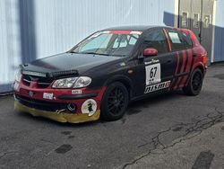 Röd Begagnad 2000 Nissan Almera Halvkombi | 21 500 kr