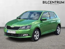 Grön Begagnad 2015 Skoda Fabia Elegance Halvkombi | 59 900 kr (Marknadspris)