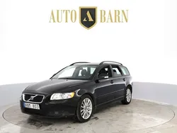 Svart Begagnad 2010 Volvo V50 Momentum Kombi | 109 700 kr (Dyr)