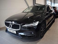 Svart Begagnad 2020 Volvo V60 Momentum Kombi | 219 000 kr (Marknadspris)