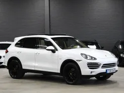 Vit Begagnad 2014 Porsche Cayenne Platinum Edition SUV | 299 900 kr (Marknadspris)