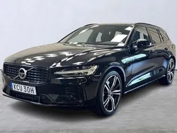 Svart Begagnad 2022 Volvo V60 R-Design Kombi | 459 000 kr (Bra pris)