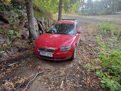 Röd Begagnad 2005 Volvo V50 Kombi | 19 000 kr (Bra pris)