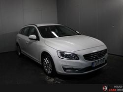 Vit Begagnad 2015 Volvo V60 Momentum Kombi | 89 900 kr (Bra pris)