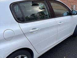 Pärlemo Begagnad 2014 Peugeot 308 Halvkombi | 60 000 kr (Bra pris)