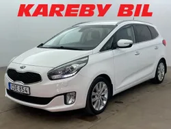 Vit Begagnad 2014 Kia Carens Comfort Minibuss | 116 900 kr (Marknadspris)