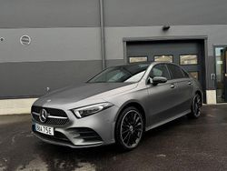 Grå Begagnad 2022 Mercedes A250 AMG Sedan | 299 900 kr (Marknadspris)