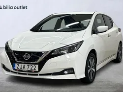 Vit Begagnad 2021 Nissan Leaf Acenta Halvkombi | 159 900 kr (Marknadspris)
