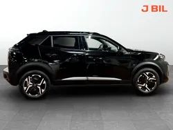 Svart Begagnad 2024 Peugeot 2008 GTi SUV | 259 000 kr (Marknadspris)