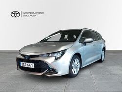 Silver Begagnad 2023 Toyota Corolla Active Kombi | 254 900 kr (Marknadspris)