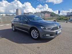 Grå Begagnad 2015 VW Passat Kombi | 79 999 kr (Dyr)