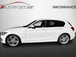Vit Begagnad 2016 BMW 118 M Sport Halvkombi | 199 900 kr (Marknadspris)